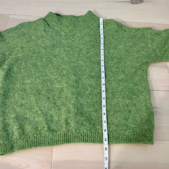 Banana Republic Green Wool Alpaca Blend Balloon Sleeve Sweater L - Picture 4 of 13